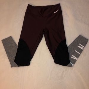 Nike leggings